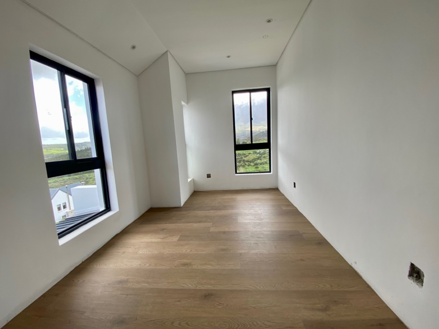 3 Bedroom Property for Sale in La Roche Western Cape
